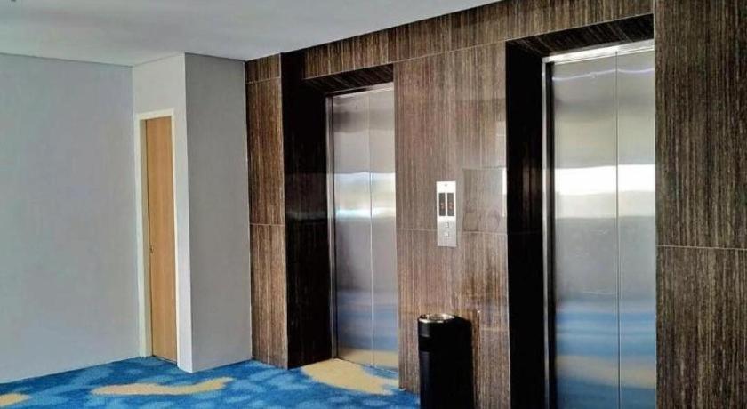 Horison Hotel Ultima Timika Buitenkant foto